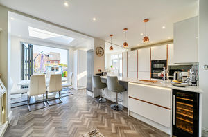 Open plan dining- click for photo gallery